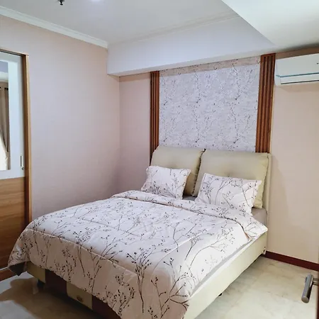 Apartemen Royal Mediterania, Central Park Lokasi Strategis 2